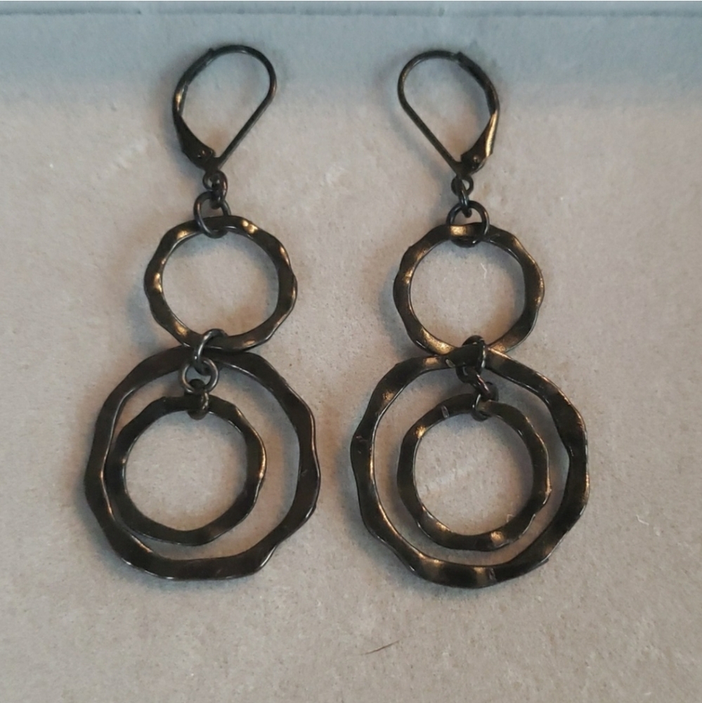 55. Black dangling earrings - Picture 4 of 4